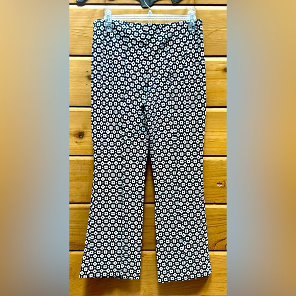 ANTHROPOLOGIE Maeve black and white elastic waist flare pants - Picture 2 of 3